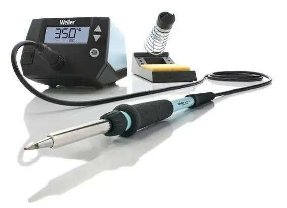 Weller WE1010NA soldering station with its WEP70 iron and safety rest